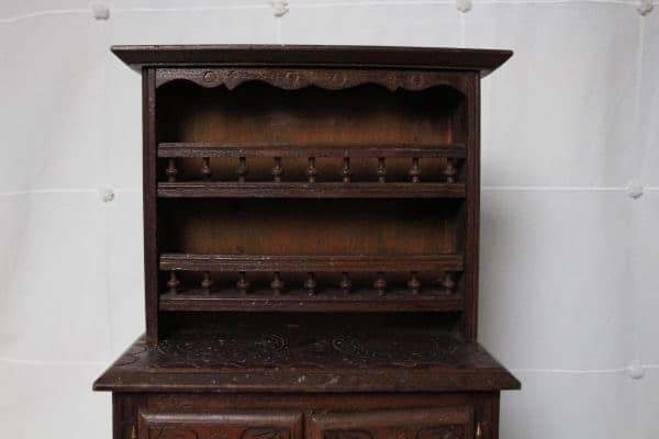 フランス アンティーク 古い木製のブルターニュ家具 ドール用家具 キャビネット