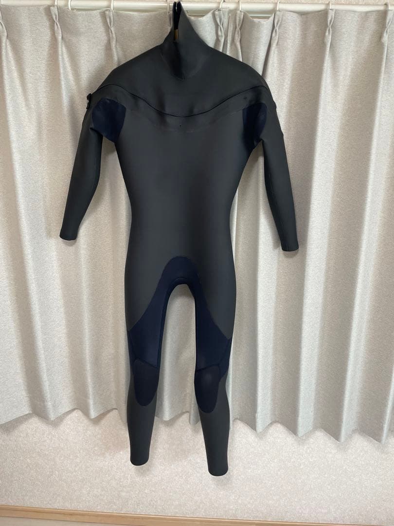 メローウエットスーツ　セミドライ5×3ミリ　XL既製サイズ　サーフィン