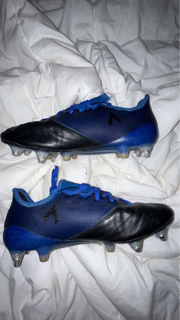 サッカースパイクエース