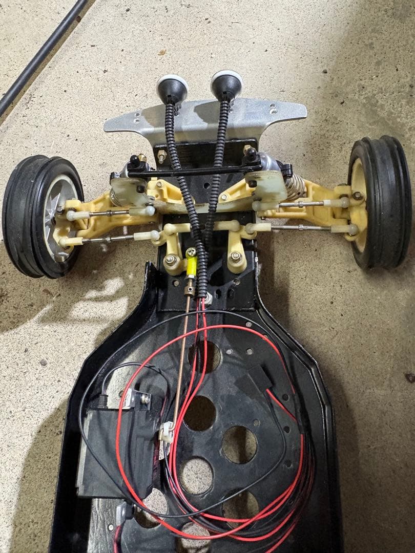 ピ*ス様 おそらく京商　バギー　RC