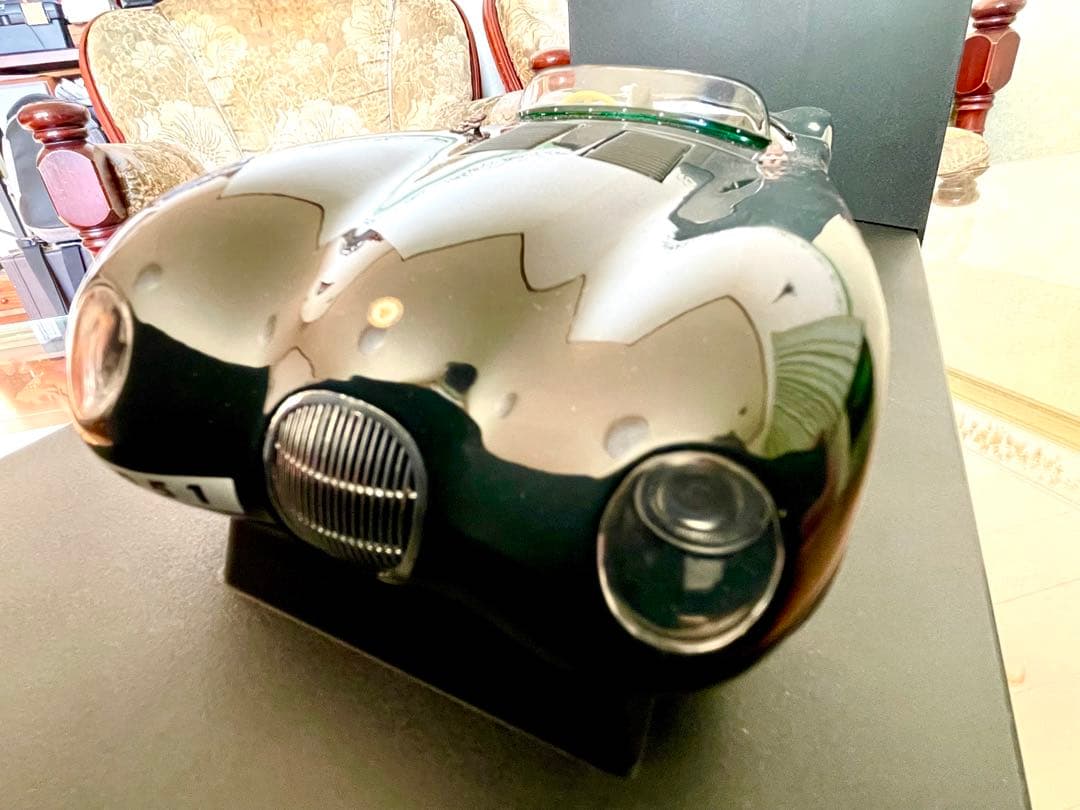 1/18 オートアート ジャガー Cタイプ ブリティッシュグリーン未展示