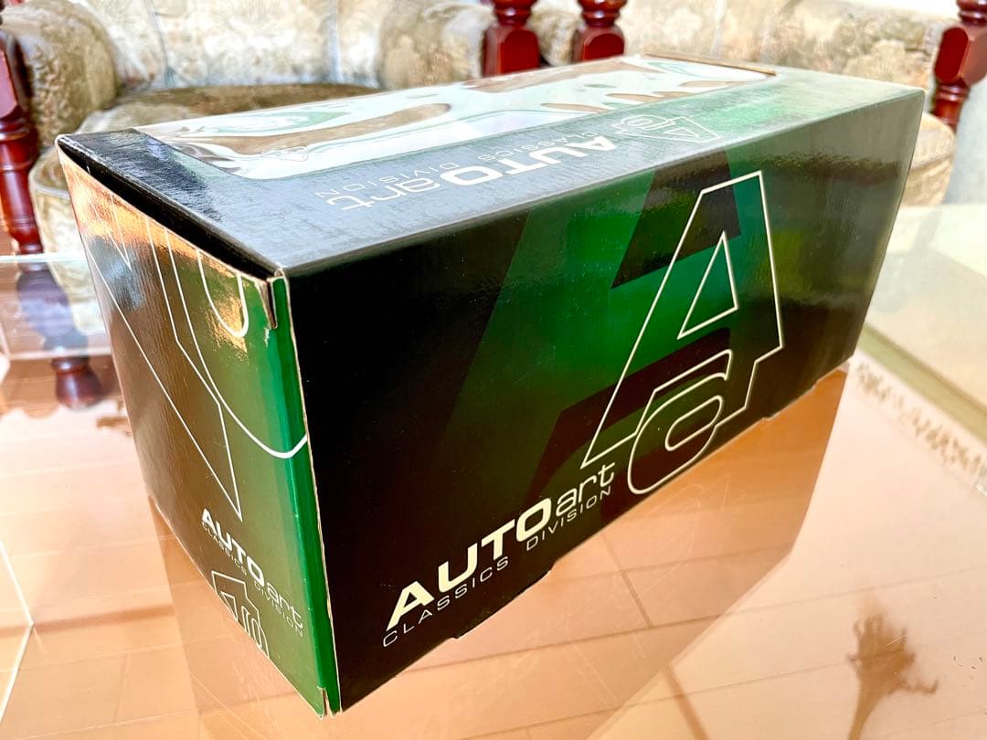 1/18 オートアート ジャガー Cタイプ ブリティッシュグリーン未展示