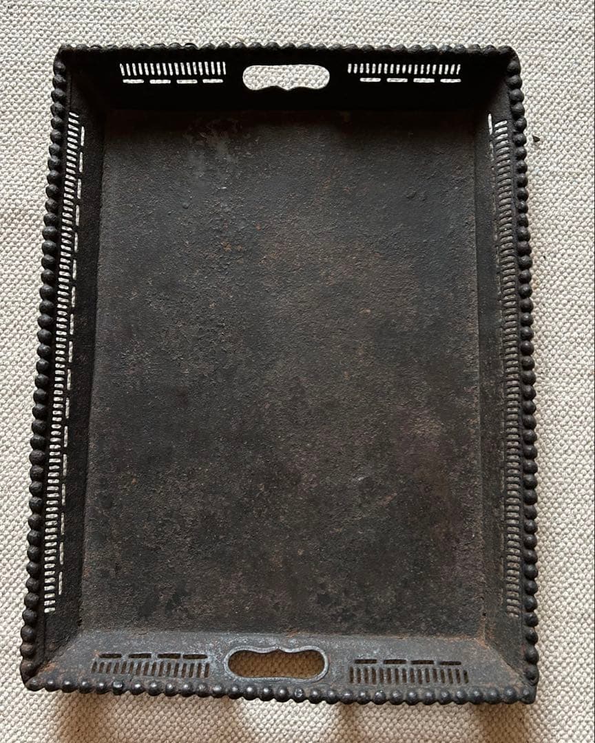 【週末限定お値下げ】アンティーク　ヴィンテージ　トレイ