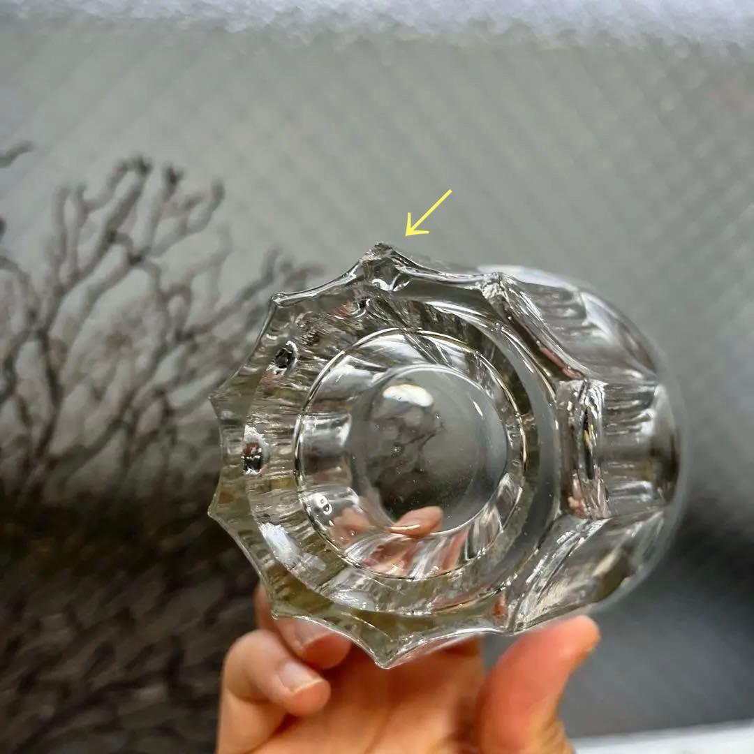 骨董　時代ガラス　ゆらゆら　気泡入り　希少銀色　水飲みコップ　剣先コップ　ウラン