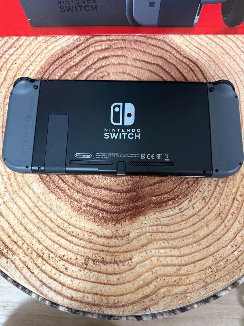 Nintendo Switch ニンテンドースイッチ本体　グレー②