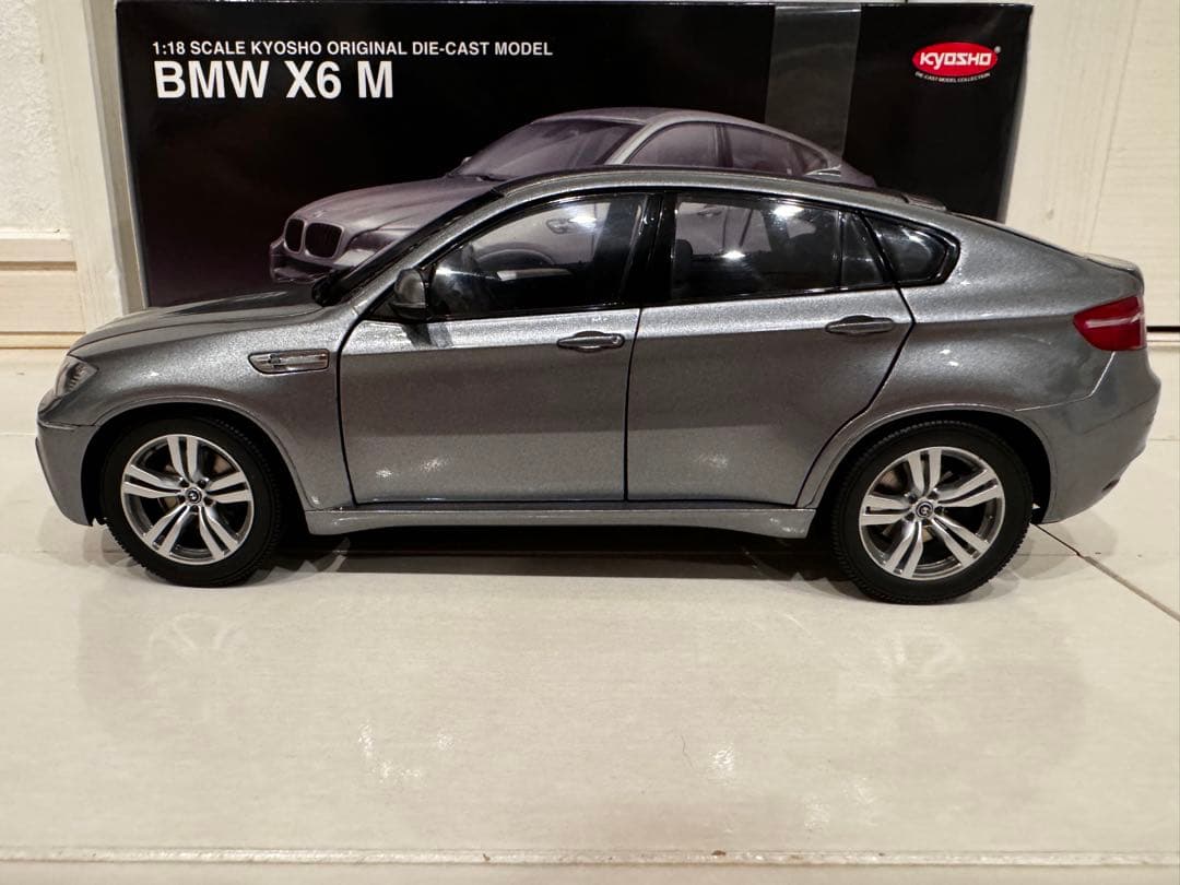 X6M gray ミニカー 京商 Kyosho 1/18