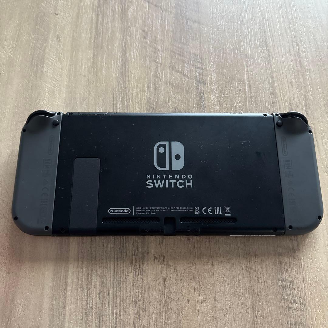 Nintendo Switch グレー 本体 ドラクエIII付き