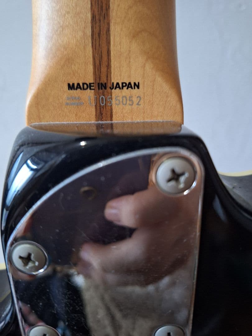 Fender JAPAN フェンダージャパン　ストラトキャスター　黒