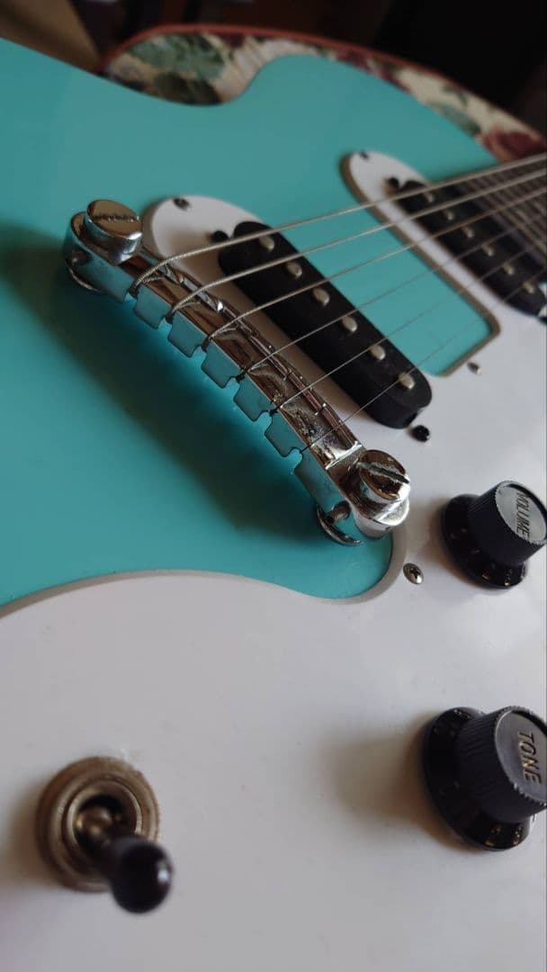 Epiphoneレスポールタイプ ターコイズブルー美品