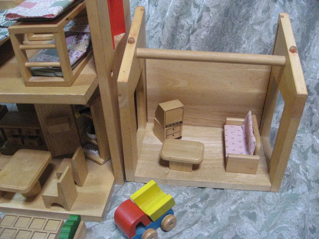 ◆希少◆バウアー社　ドイツ◆家具付人形の家　ドールハウス 赤い屋根の家◆Baur