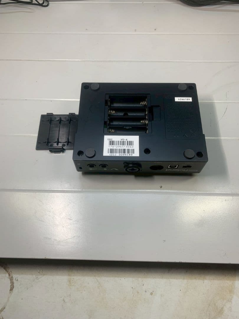 Roland / ローランド ボイストランスフォーマー VT-4