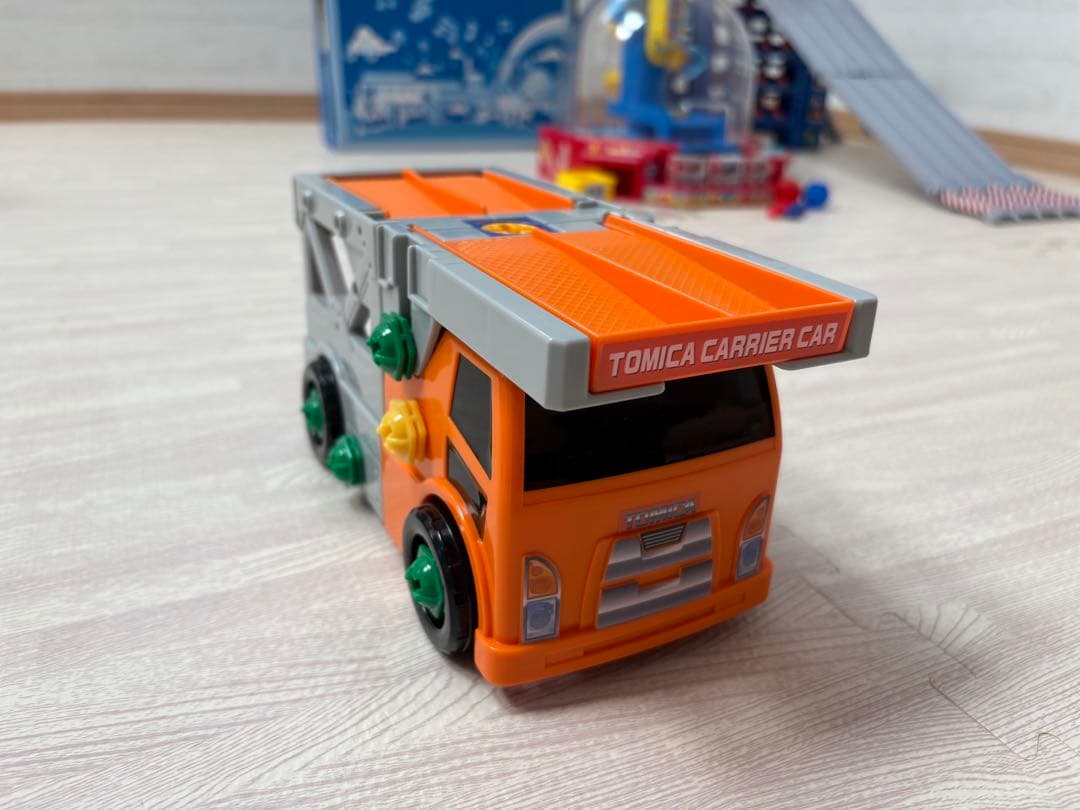 【お値打ち】トミカ スライダーパーキング50 他　4点セット販売