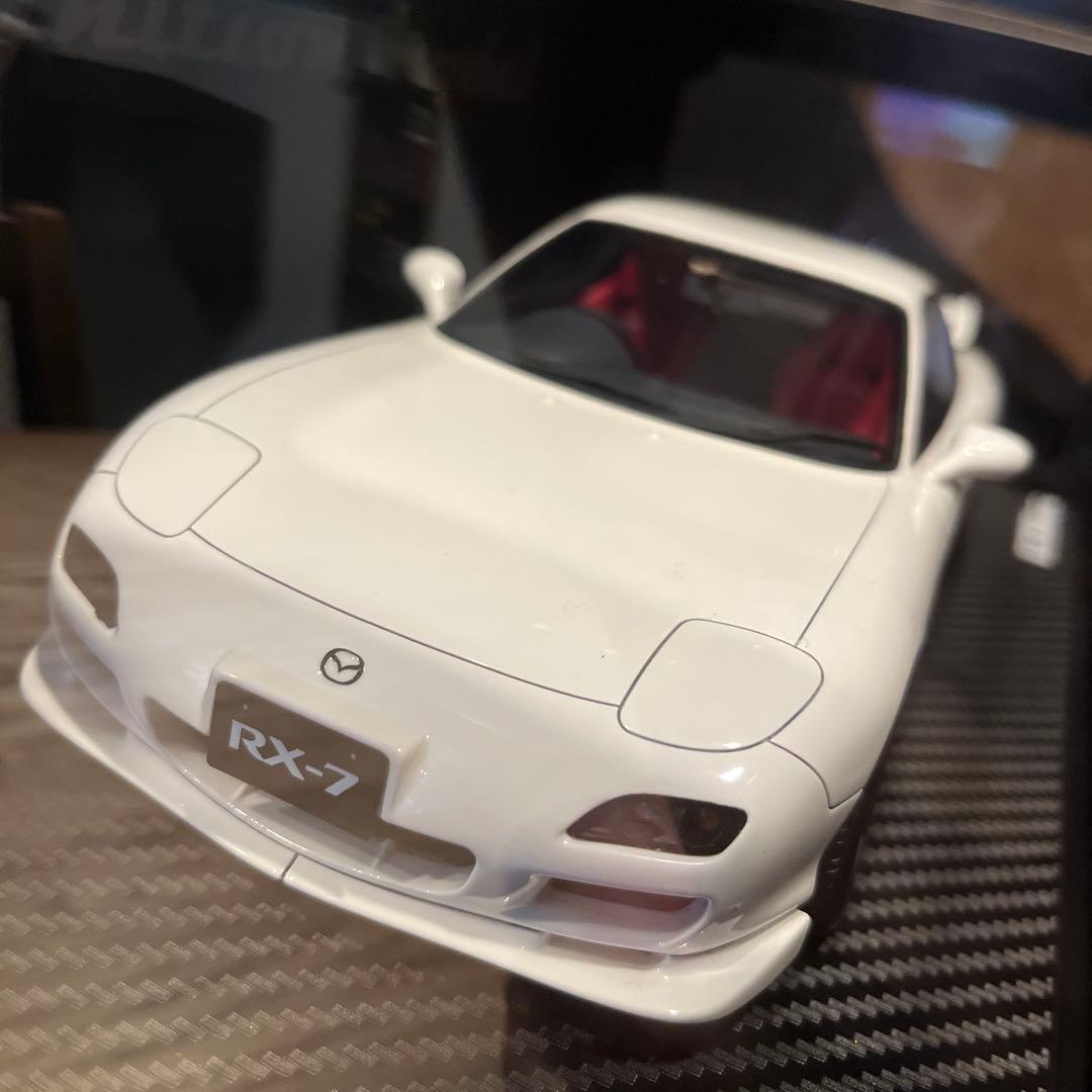 えぶりぃた〜ぼイグニッションモデル 1/18 MAZDA RX-7 FD3