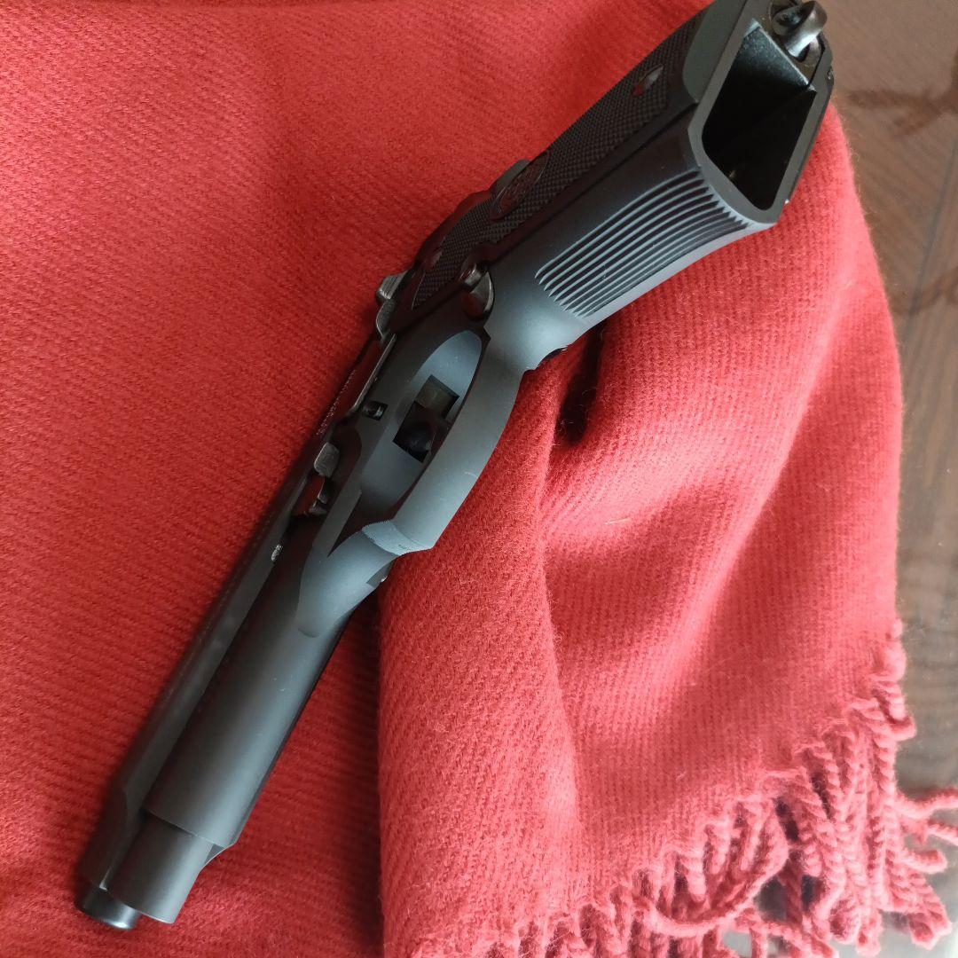 【セットでお買得】KSCエアガン M9 ケースほか付属品多数