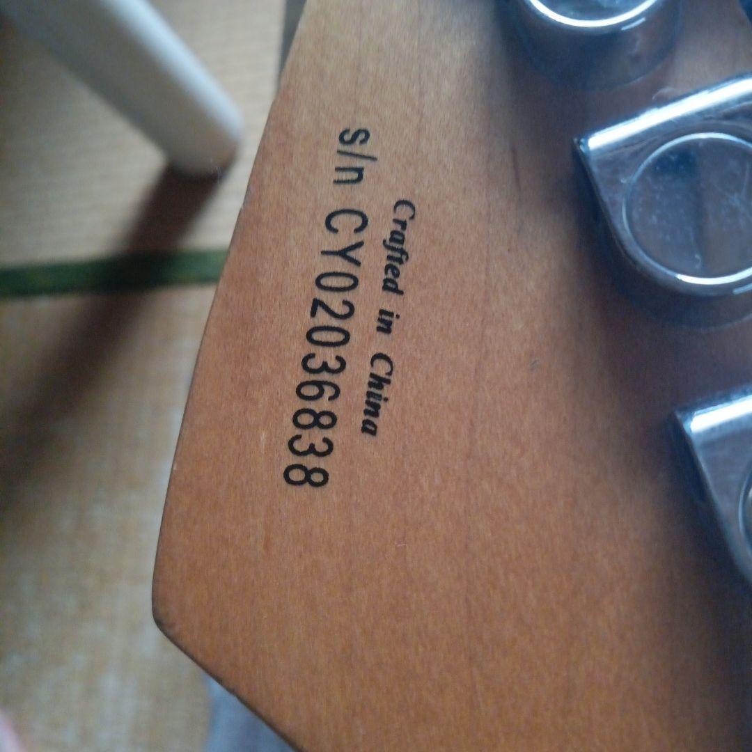 マーメイド Squier　Stratocaster　スクワイヤー