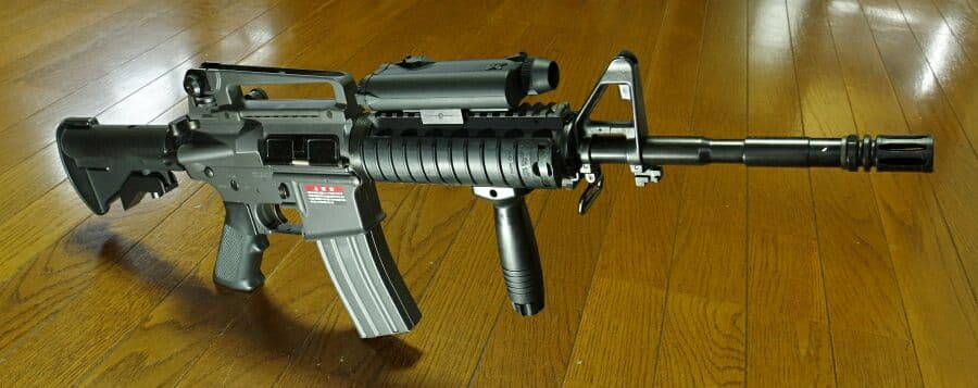 コルト M4A1 リスバージョン
