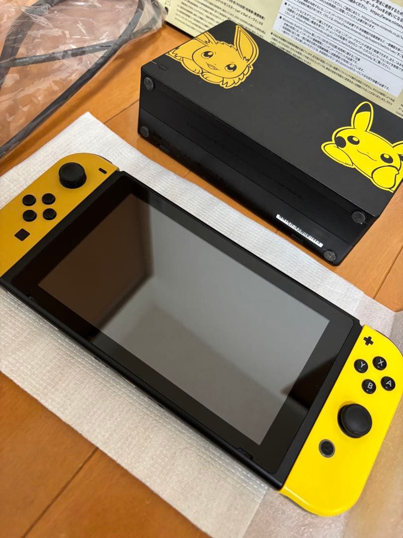 Nintendo Switch イーブイセット(256GB micro SD付)