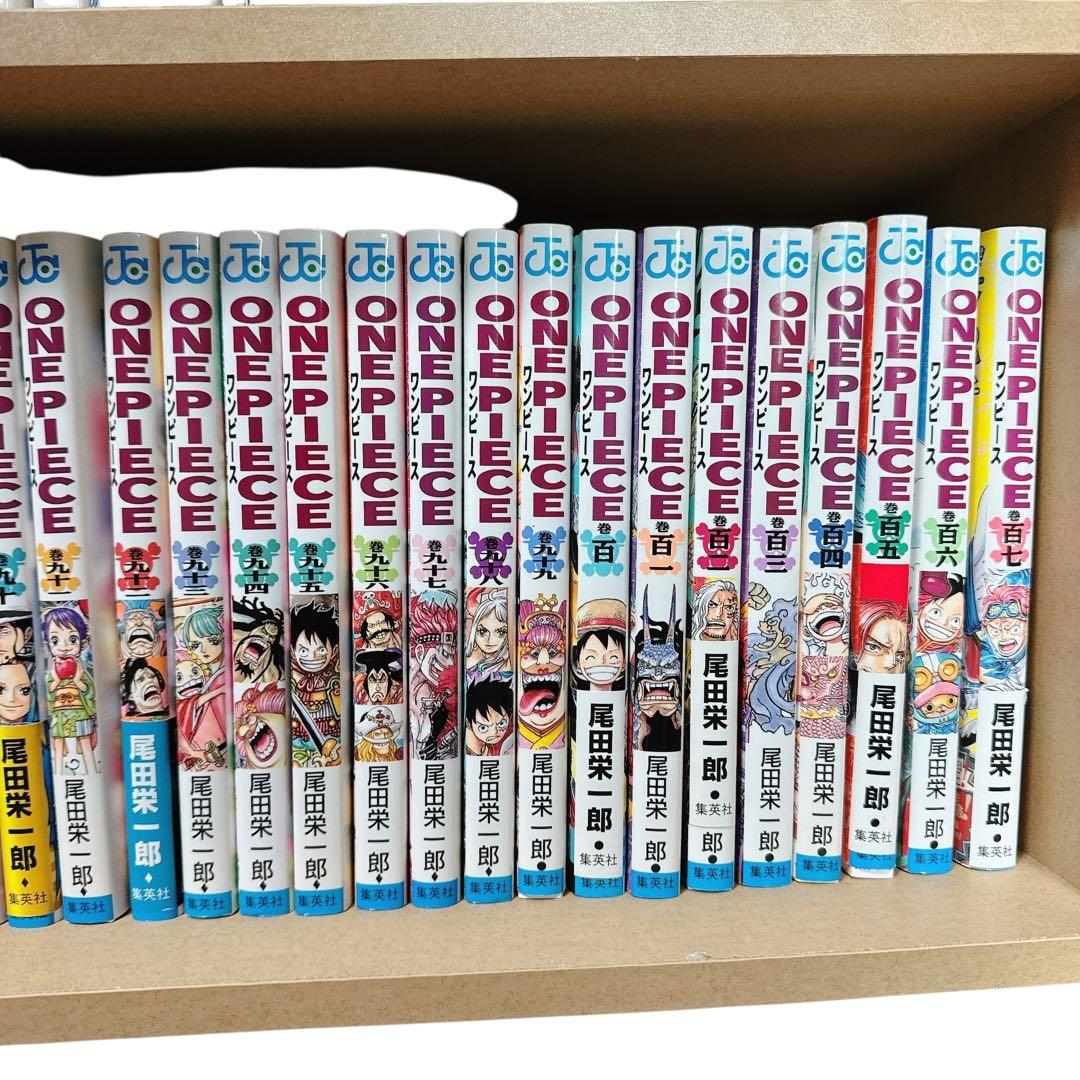 おまけ付き❗️送料無料❗️ワンピース全巻1〜113巻＋関連本19冊 尾田栄一郎