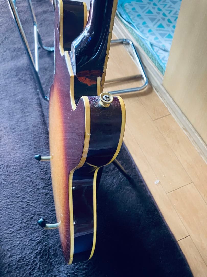 es 335タイプ　セミアコ　ギブソン系ギター