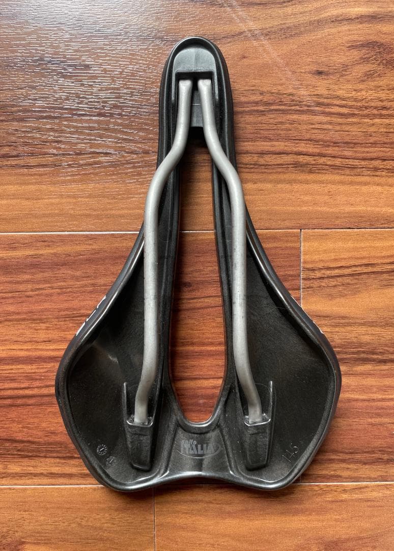 パーツ Selle Italia SLR BOOST LADY L3