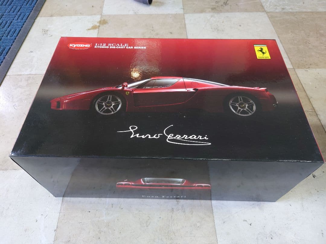 フェラーリエンツォ1/12 京商 08606R