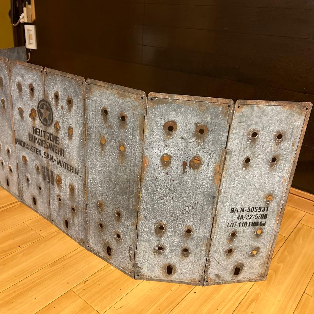 ウィンドスクリーン400cm.ミリタリー，軍幕、焚き火，ソロキャンプ，未使用品