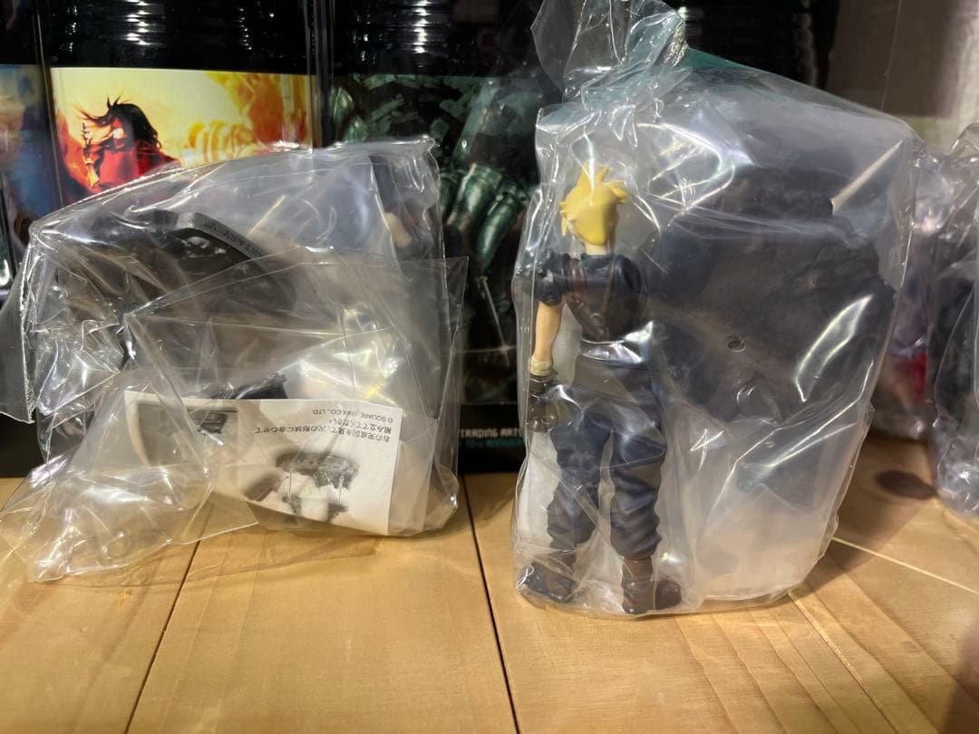 【未開封】ファイナルファンタジー7 ポーション　フィギュア付き 全8種セット