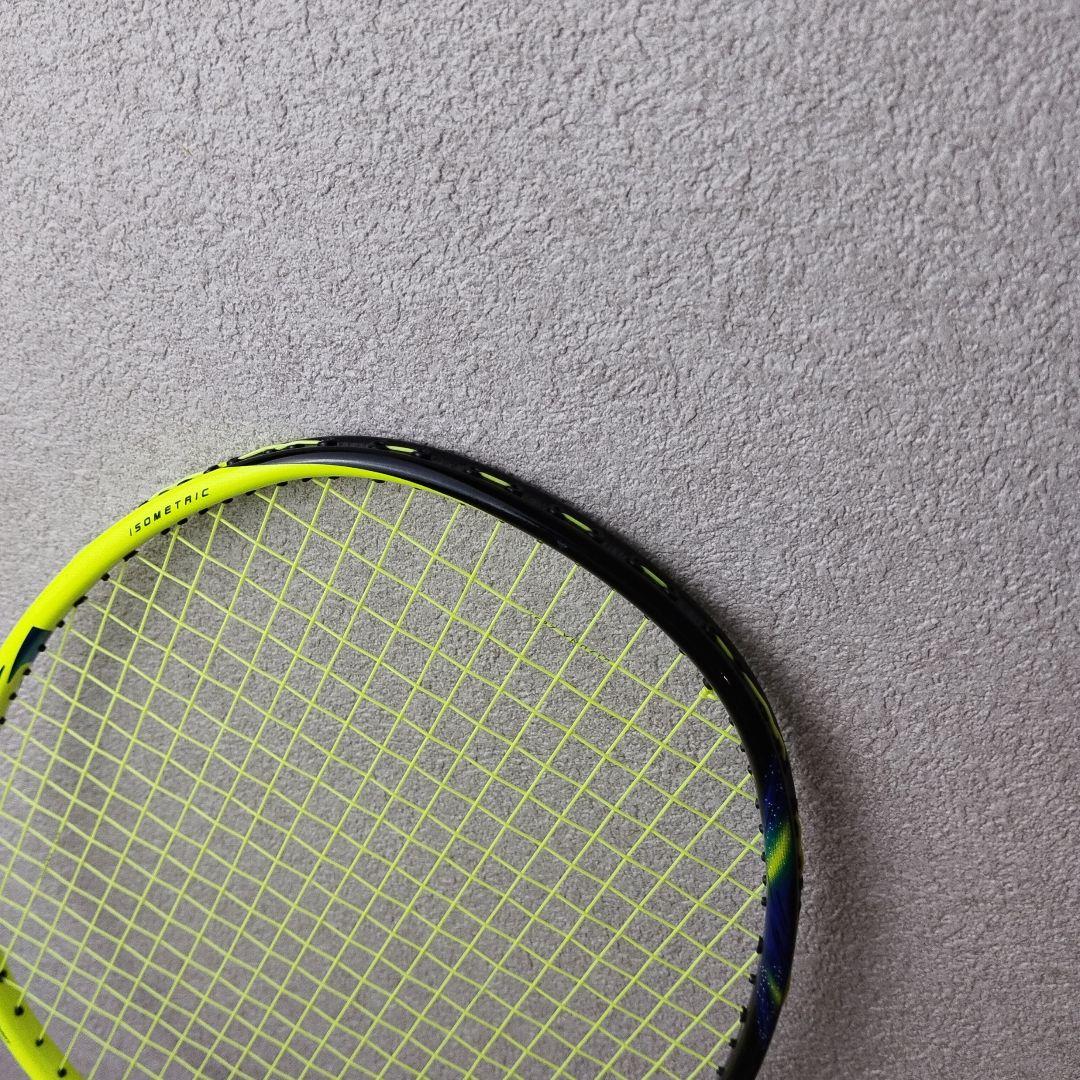 【廃盤品】YONEX ASTROX77 4UG5 シャインイエロー ①