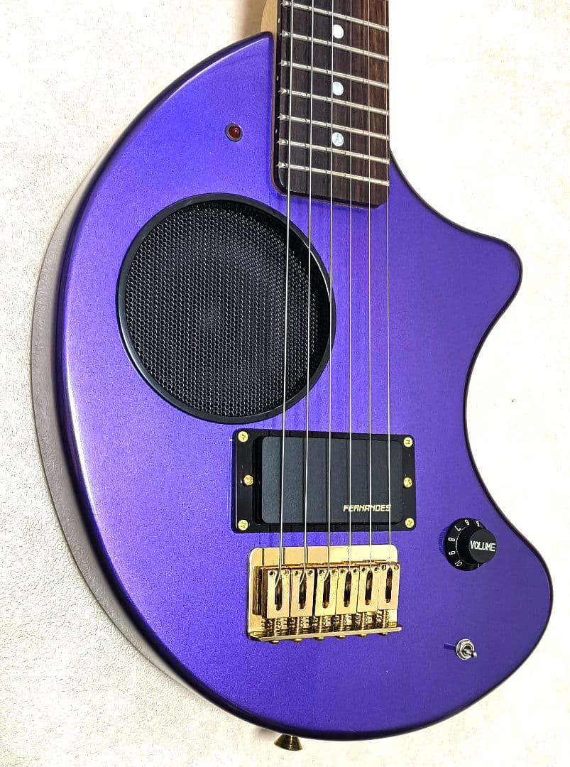 【超美品】ZO-3C メタリックパープル アンプ内蔵ミニギター ソフトケース付