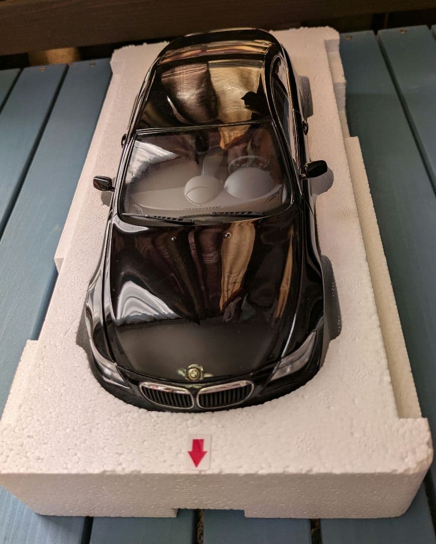 1:18京商BMW645CI Coupe black No.08701BK