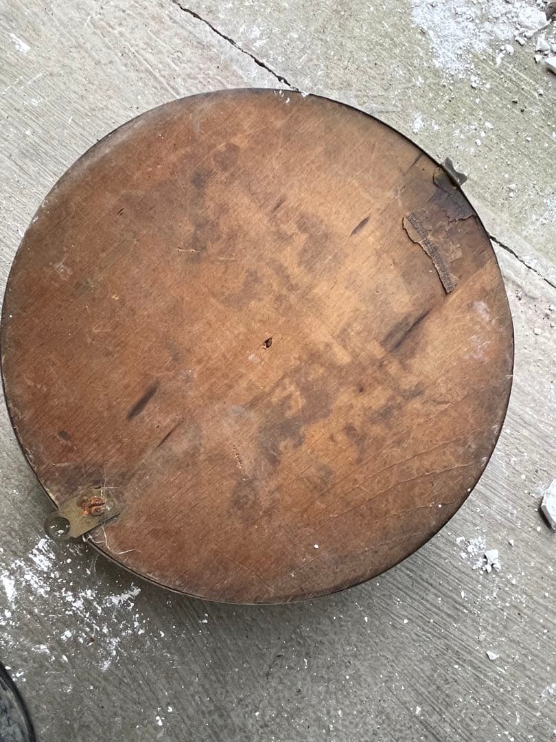 すごく古い時計