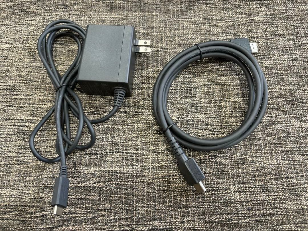 Nintendo Switch 本体、スマブラ、マリオカート8 ソフトセット