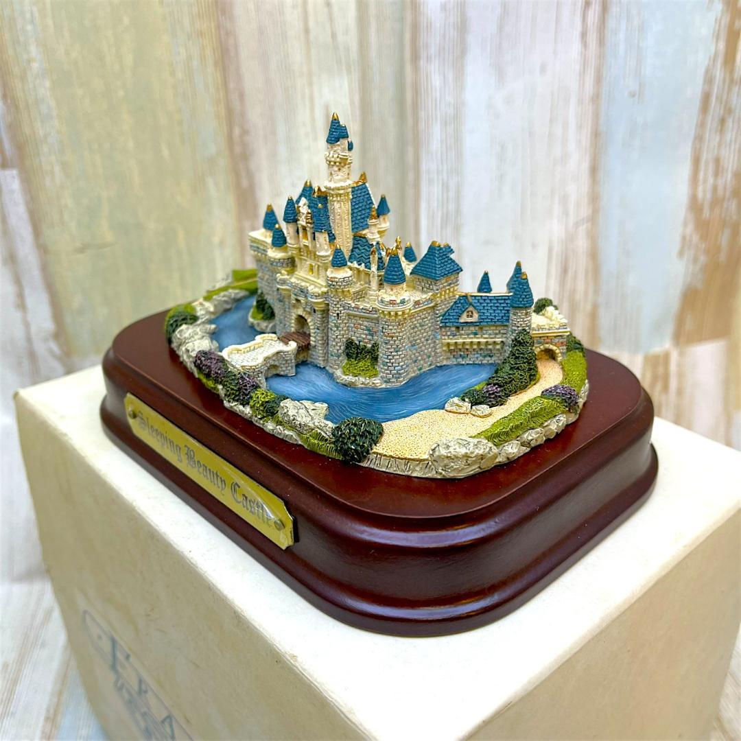 眠れる森の美女 Sleeping Beauty お城 Castle フィギュア