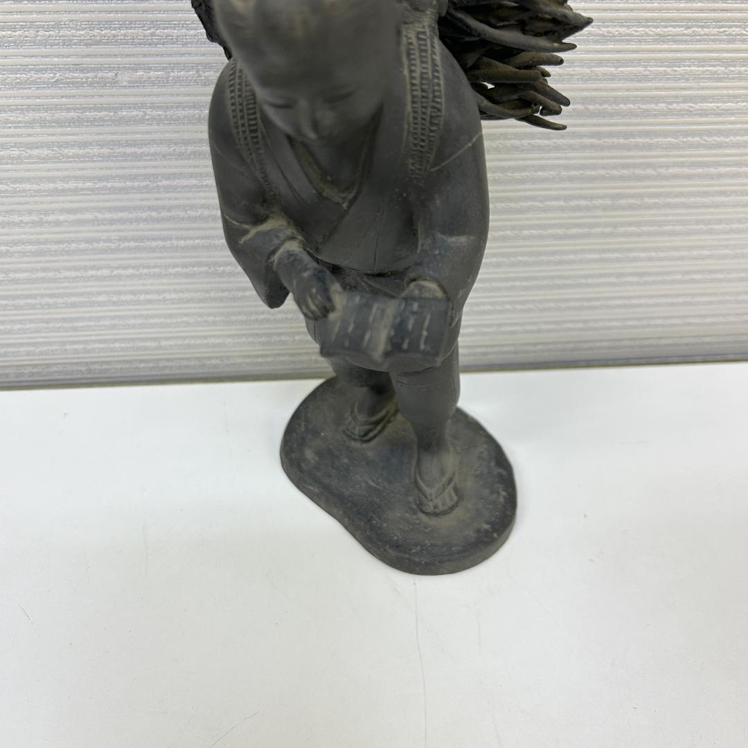 銅器　二宮金次郎像　23cm　約2kg