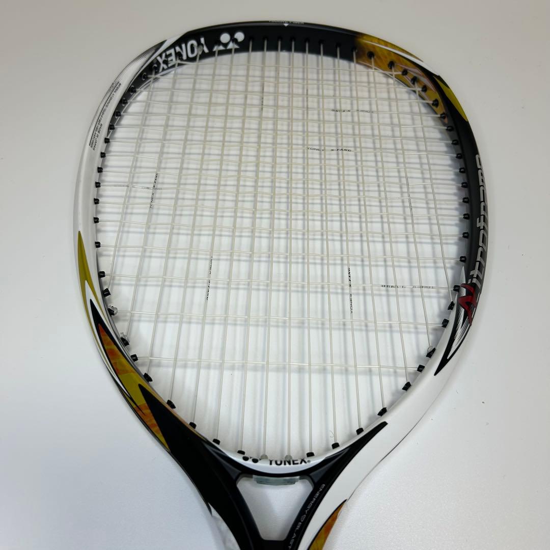 【極美品】ヨネックスYONEX ネクシーガNEXIGA 50G 軟式ソフトテニス