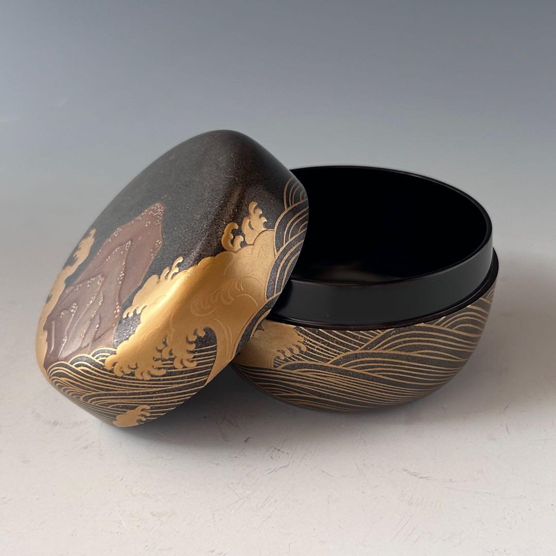 茶道具　銀地　岩波蒔絵　平棗　夏目有彦　共箱　漆芸　茶会　茶器　薄茶　稽古