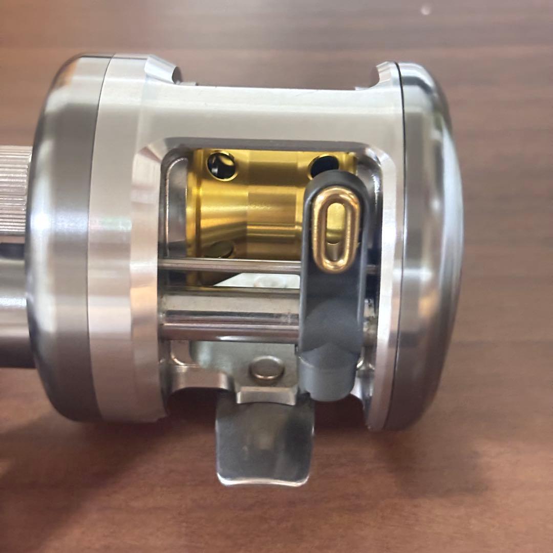 ダイワ ミリオネア CV-X 105 右巻き