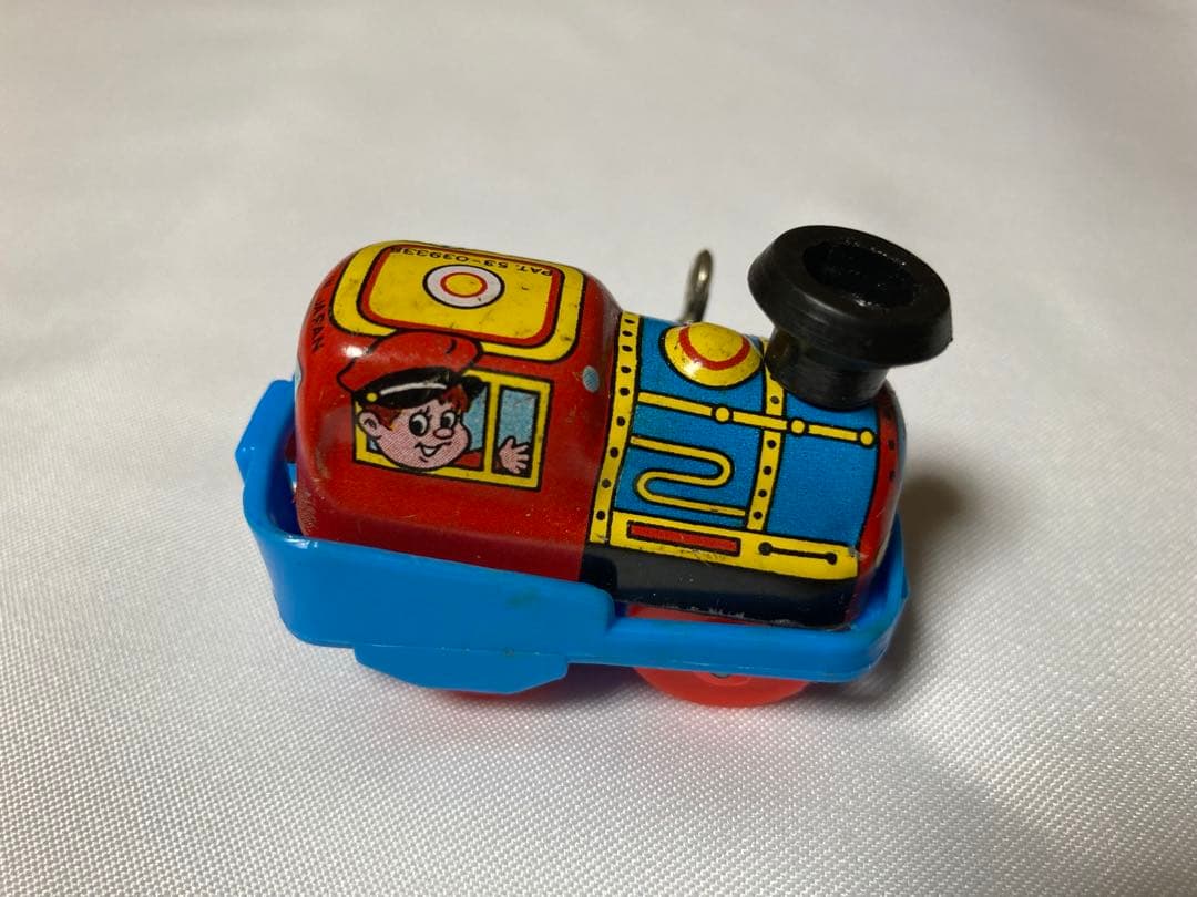 【まとめ売り4点】ブリキTONKA 救急車　ヘリ　汽車　イチコー電車