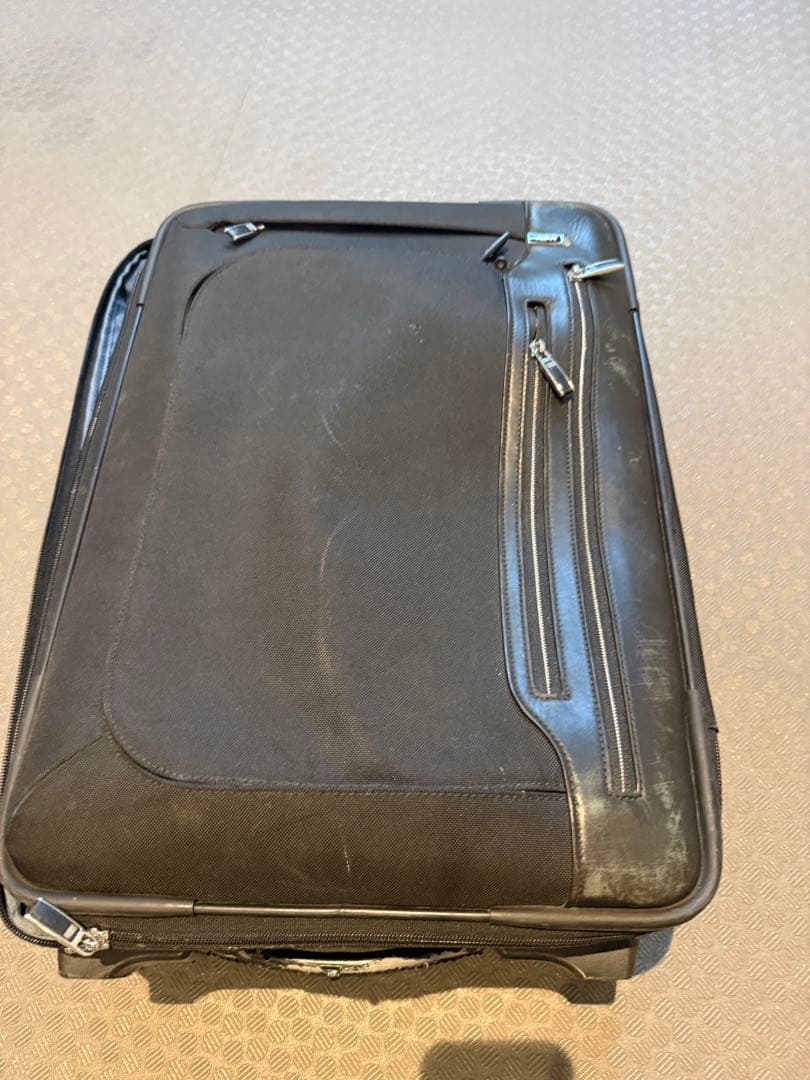 【機内持ち込み可】TUMI ARRIVE ハイエンドキャリーケース　ブラック