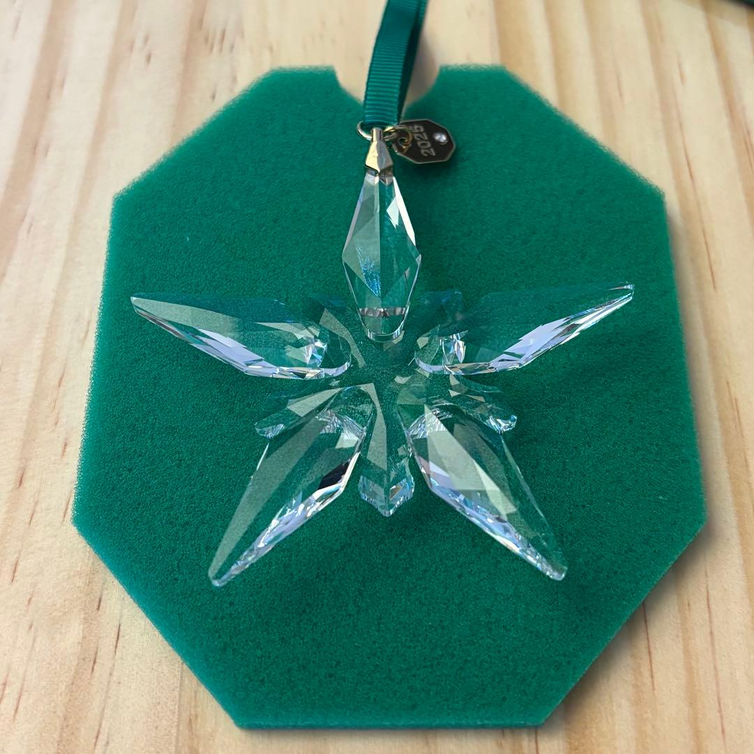 新品 SWAROVSKI Annual Editionオーナメント 2025