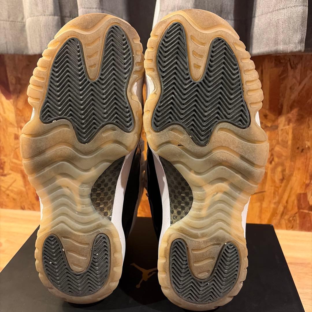 エアジョーダン11 ブラック/ホワイト