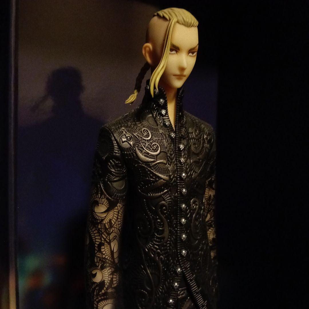 龍宮寺堅フィギュア　モデル25巻表紙