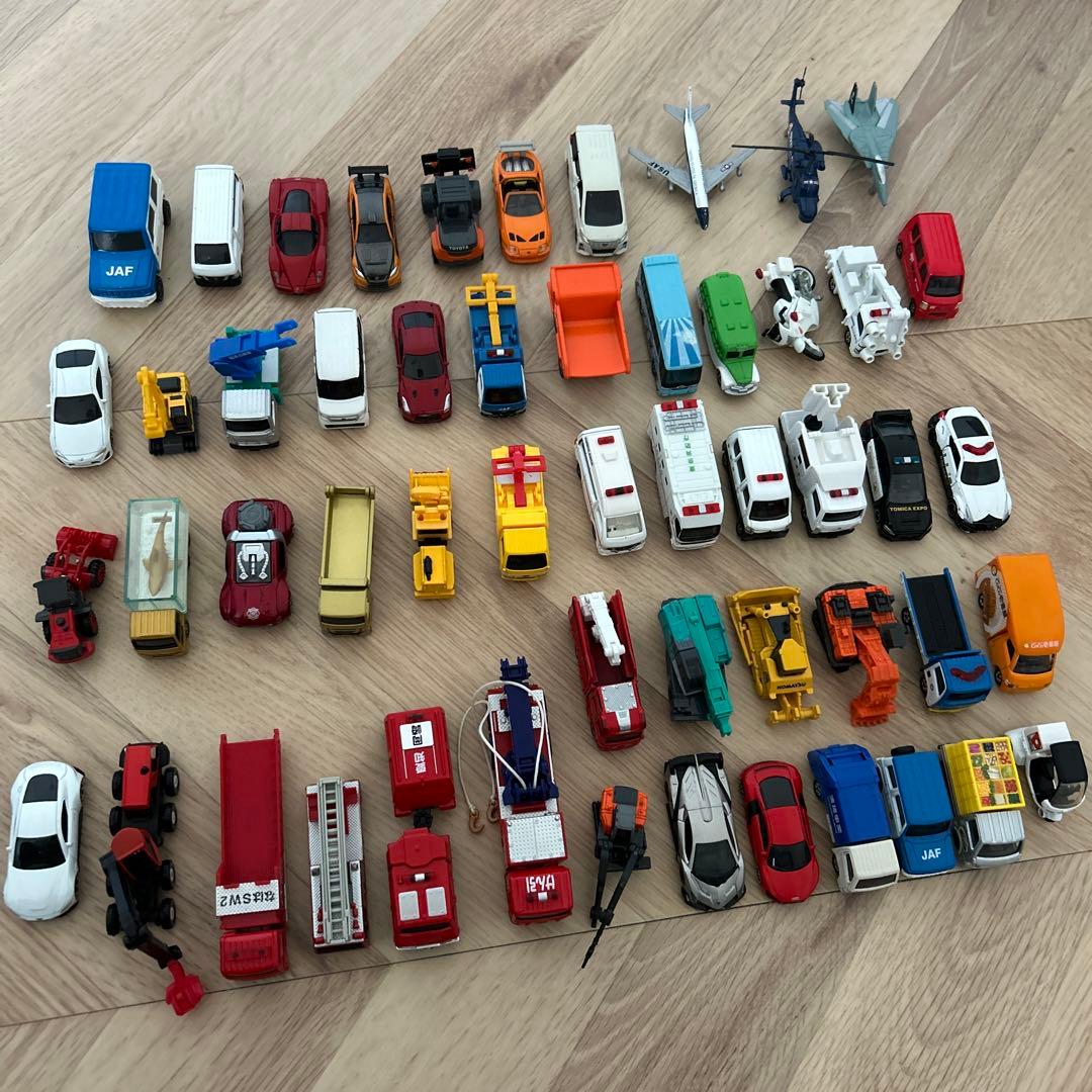 トミカ　ミニカーセット ５０台以上