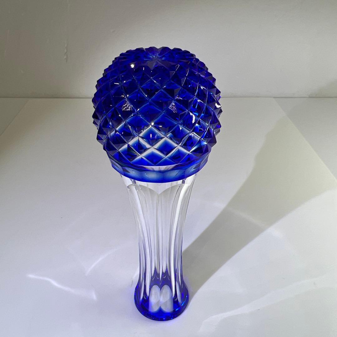 島津磯斉　薩摩切子色被ガラス鶴首花入　共箱　高さ15㎝　東Y7-0717⭐︎1F