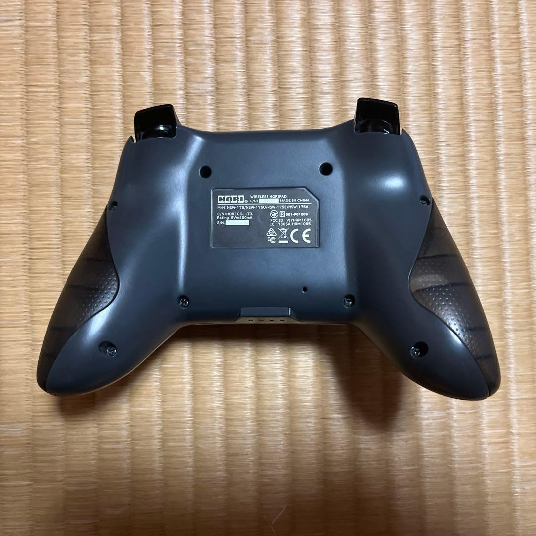 ニンテンドースイッチ(旧型)、ゲームソフト４種、コントローラー、ケースまとめ売り