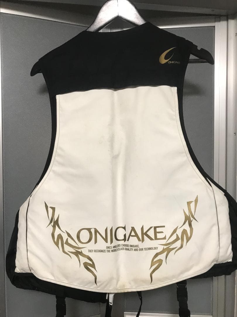 鬼掛けライフジャケット白　３L