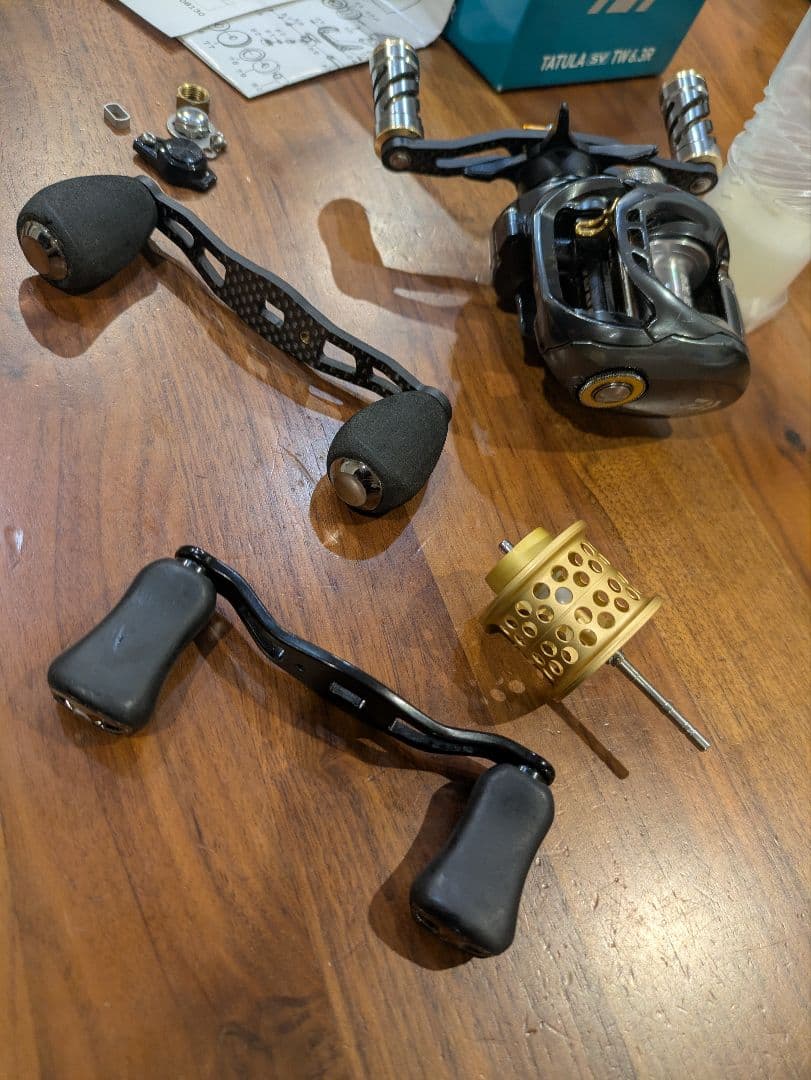 ダイワ　タトゥーラsvtw フィネススプール カスタムハンドル付き