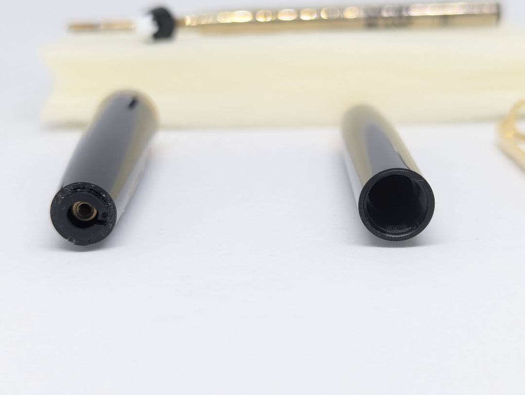 【美品 送料込み】モンブラン ボールペン マイスター ゴールド