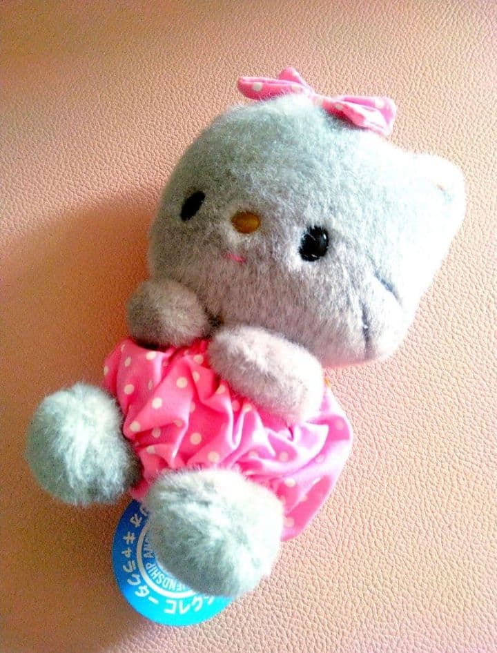 希少2000年　限定　サンリオキャラクターコレクション100 ぬいぐるみタグ有