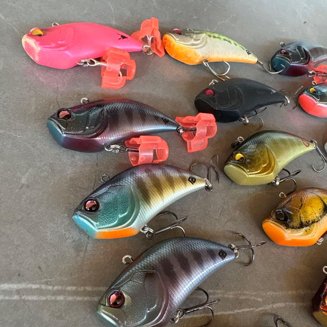 レイドジャパン　レベルバイブ　24点